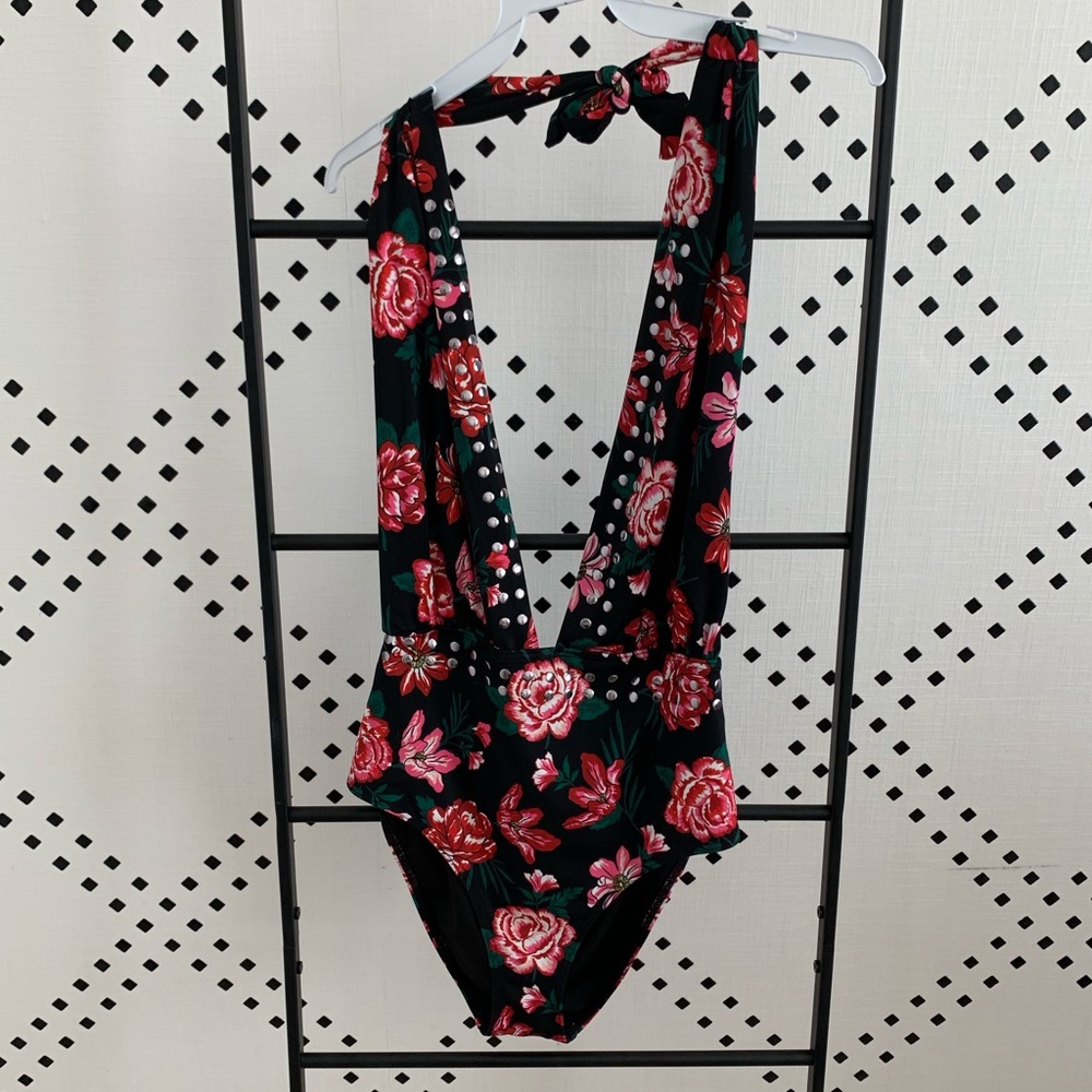 Floral Neck swimsuit